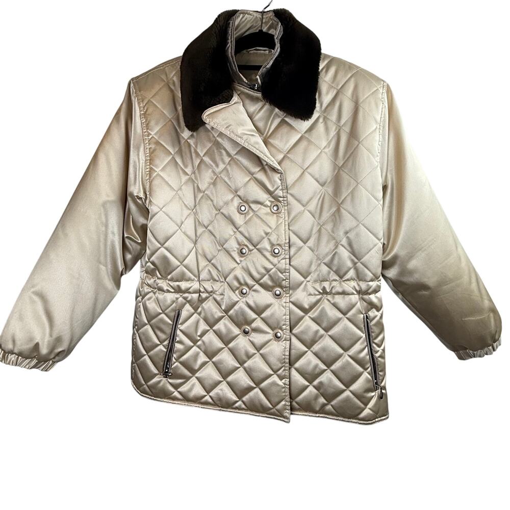 Regent Park Womens Quilted Satin Jacket Size M Gold Faux Fur Collar Winter Glam